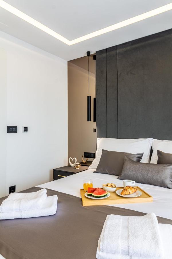 Sky - Free Parking Apartment *
