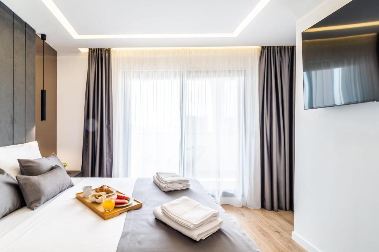 Sky - Free Parking Apartment